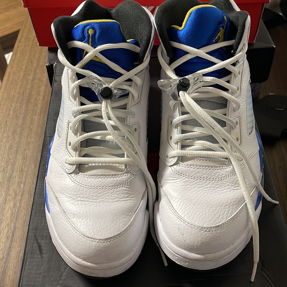 Jordan 5 Laney